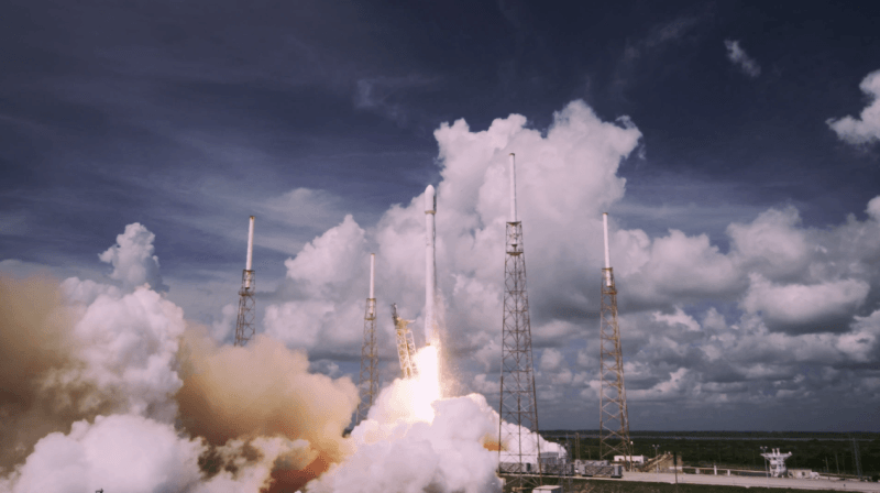 Видео ULTRA HD 4K: запуск ракеты в космос