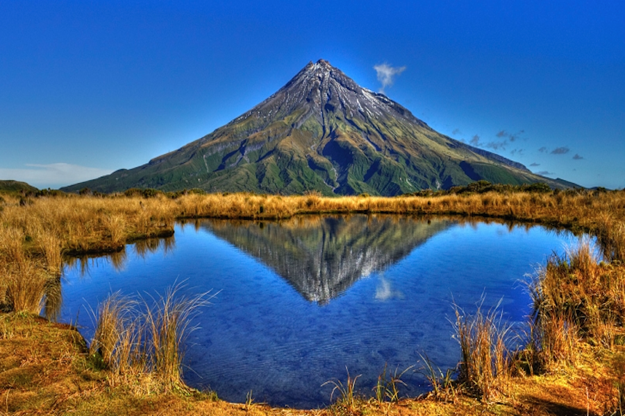 Таранаки – один из самых симметричных вулканов в мире
